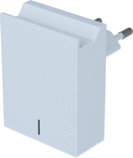 Actual product image Swissten Travel Charger Smart IC (15 W)