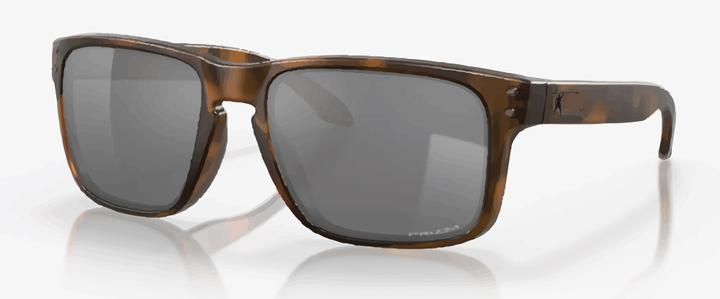 Unihockeycenter Liberty Sunglass Tortoise / black