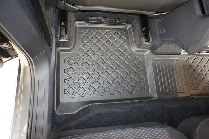 Produktbild Aristar Allwetter Fussmatten für VW Touran ab 2015 bis heute (1 Set à 4 Fussmatten)