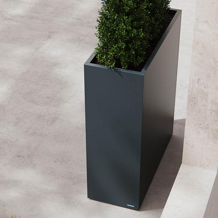 Actual product image Herstera Metal Planter Divider