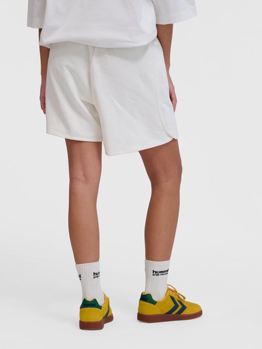 Actual product image hummel Hmloversized Shorts Gamba (M)