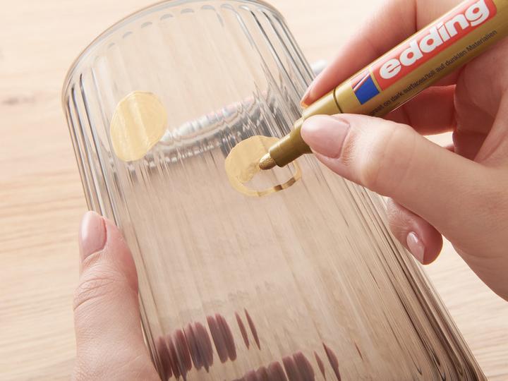 Actual product image Edding 780 Gloss paint marker (Gold, 0.80 mm, 1 x)