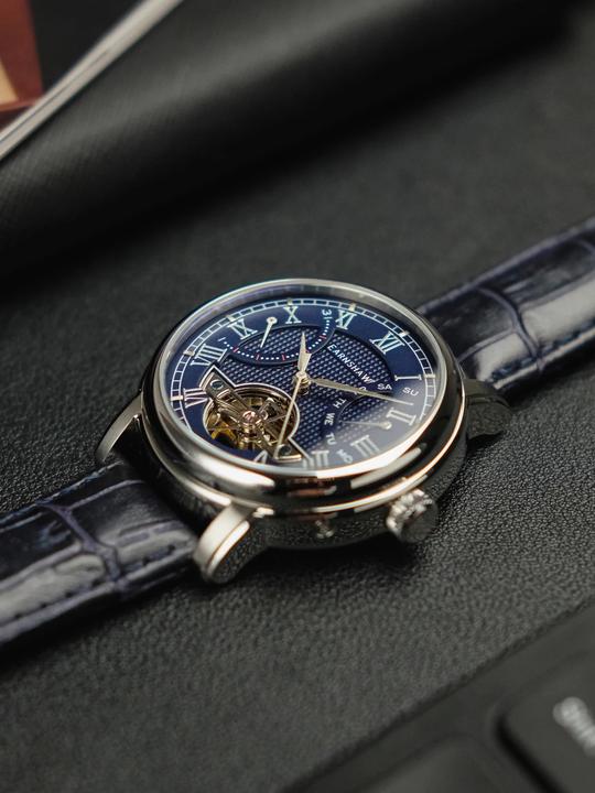 Actual product image Thomas Earnshaw ES-8169-02 Longcase Double Retrograde Automatic (Analogue wristwatch, 43 mm)