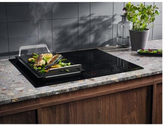 Image du produit Electrolux CIL63443 Noir Encastrable 60 cm Induction 4 Cuisinière(s)