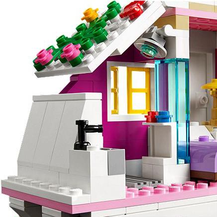 Actual product image LEGO Big Farm (41039, LEGO Friends)