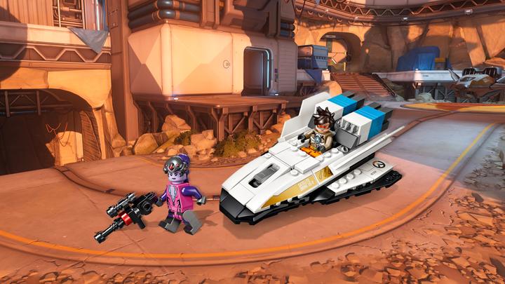 Actual product image LEGO Tracer vs. Widowmaker (75970, LEGO Overwatch)