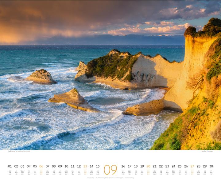 Actual product image Wasser Kalender 2026 (54 x 48 cm, Hardcover, German, French, English)