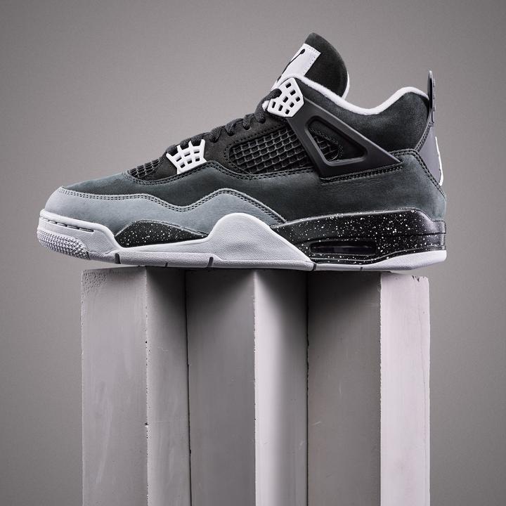 Actual product image Nike Air Jordan 4 (46)