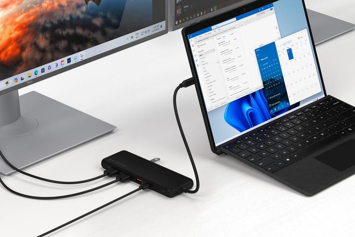 Produktbild Satechi 13-in-1 USB-C Triple Display Multiport Adapter (USB-C, 13 Ports)