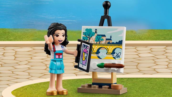 Actual product image LEGO Emma's art school (41711, LEGO Friends)