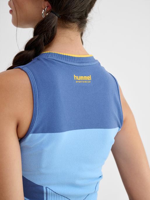 Actual product image hummel hmlSEAMLESS TOP (S)