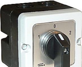 Produktbild Benedict Umschaltschalter 3p 2stuf 440V 20A IP65 M10 PF WU3R2+G2