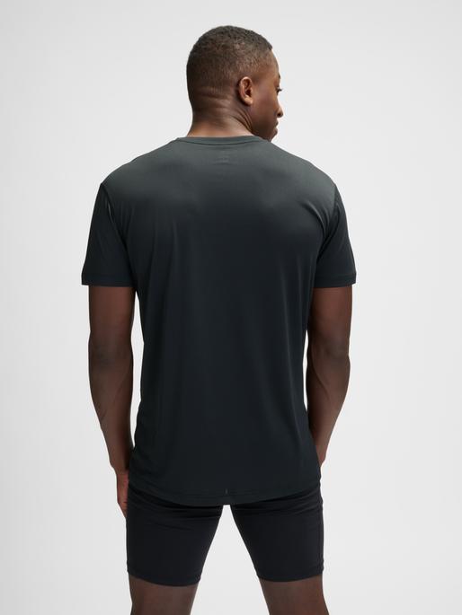 Actual product image Newline nwlBEAT T-SHIRT (M)