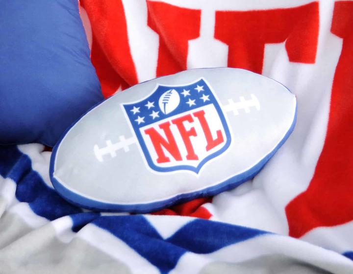 Actual product image Herding NFL Contour Cushion (4 x 24 x 38 cm)