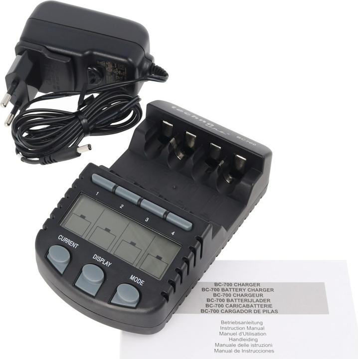 Immagine prodotto Sanyo Eneloop AAA HR-4UTGA e BC-700 LCD Quick Charger (4 pz., AAA, 700 mAh, Batteria + Caricabatterie)