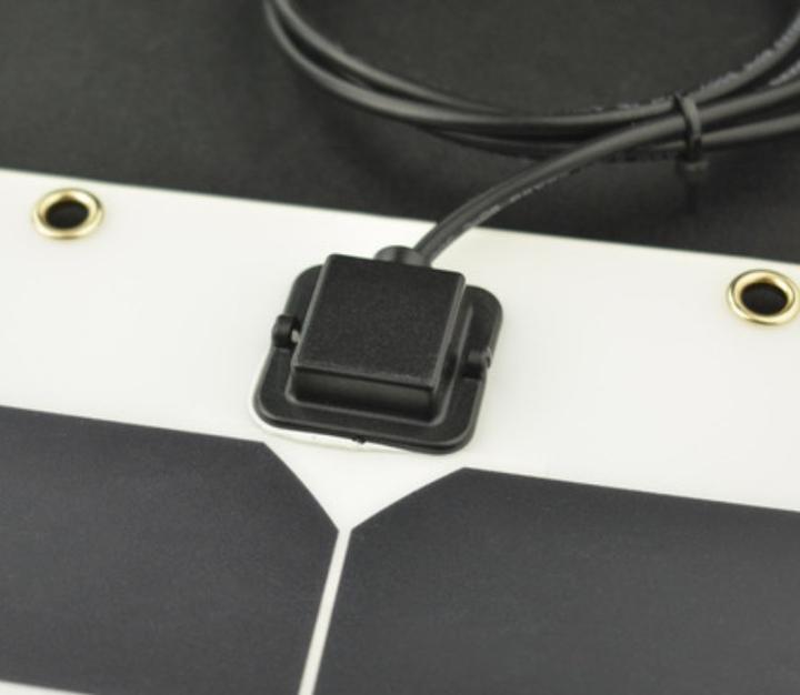 Image du produit DFRobot 5V 2A Panneau solaire monocristallin semi-flexible 10W (10 W, 0.39 kg)
