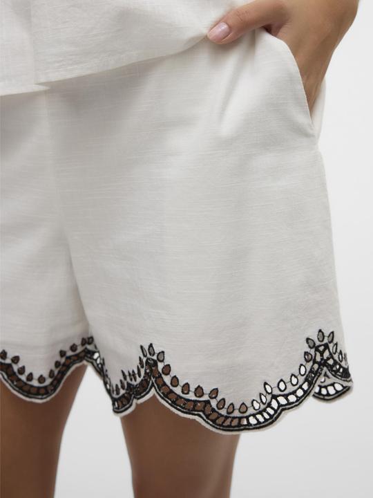 Actual product image Vero Moda VMDIANA Shorts Shorts (S)