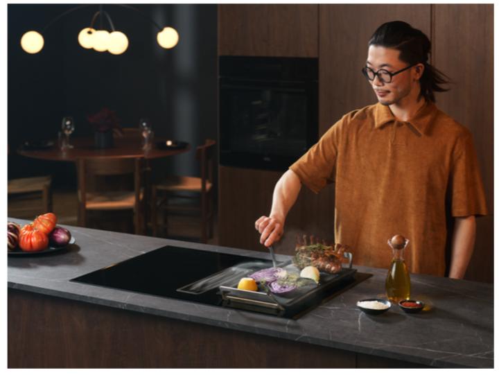 Image du produit AEG KOOKPLAAT INDUCTIE CDE84543CB