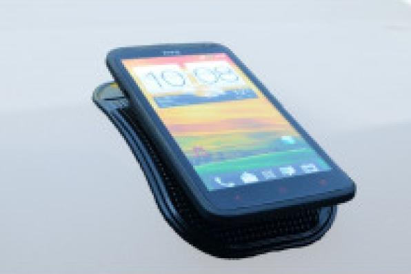 Produktbild BigBuy AUTO-HALTER Unterlage ANTI-RUTSCH PAD für Smartphone Handy etc. SCHWARZ