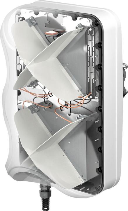 Actual product image Quwireless AM50M - QuMax for RUTM50 (GPS, 5G)