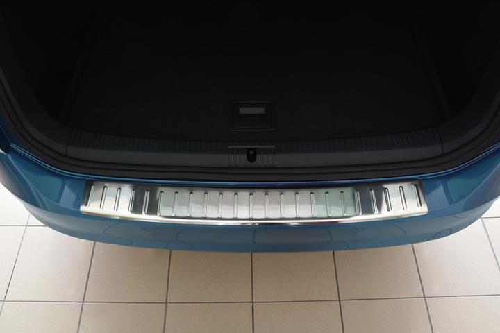 Actual product image Avisa Stainless steel bumper protection for VW Golf 7 Variant from 2013 to 2016 (Rear)