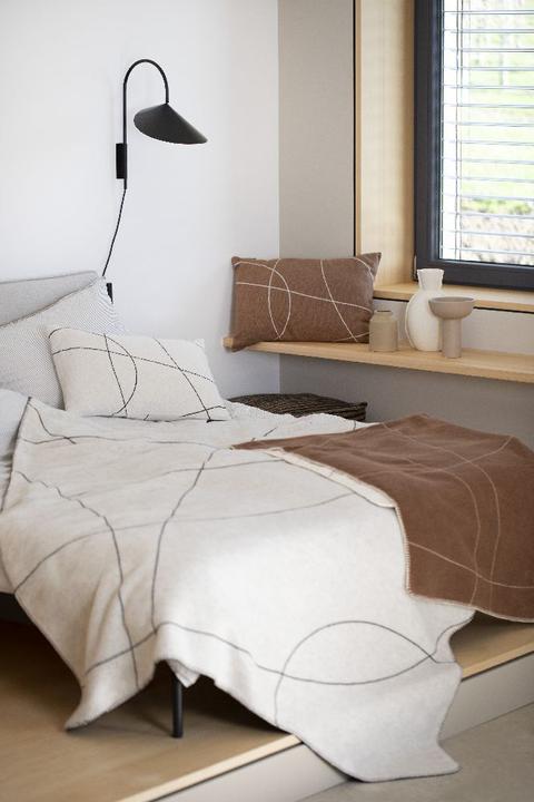 Produktbild David Fussenegger Wohndecke geschwungene Linien.02296350