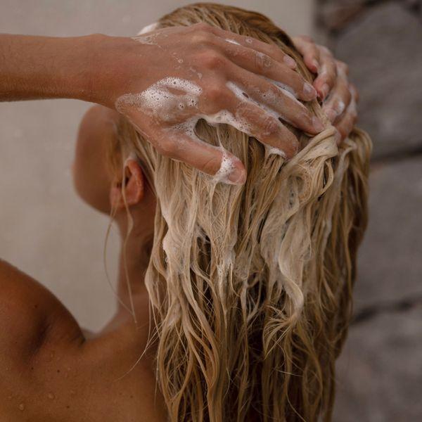 Immagine prodotto Éla Natural Beauty Ripara e proteggi (250 ml, Shampoo liquido)