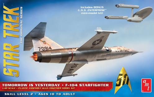 AMT Model Kits Star Trek F104 Starfighter