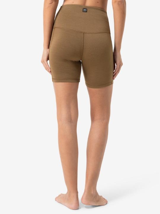 Actual product image Super Natural W Liquid Flow Shorts (L)