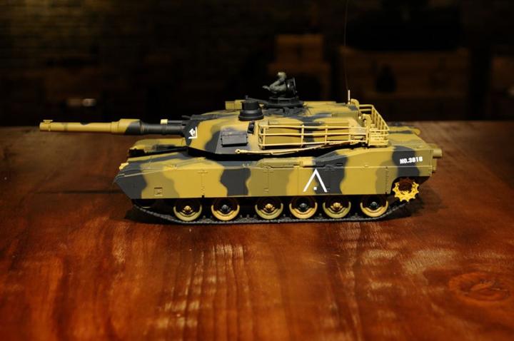 Actual product image Es-toys Heng Long RC Tank U.S. M1A2 Abrams (RTR Ready-to-Run)