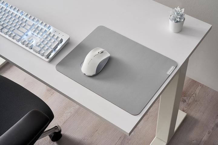 Actual product image Razer Pro Click (Wireless, Cable)