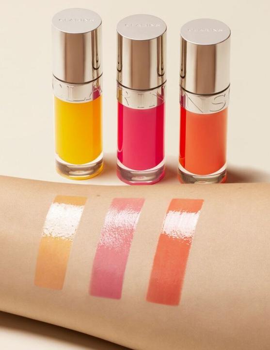 Immagine prodotto Clarins Lip Comfort Oil Power of Colours 22 Daring Orange 7ml (22 Arancione audace)