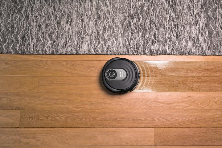 Actual product image Shark RV2001WDEU Robot Vacuum Cleaner/Wiper