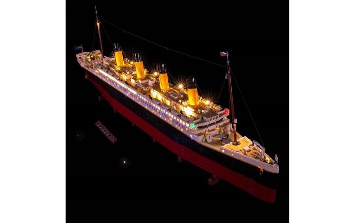 Actual product image Light my bricks LED light set for LEGO Titanic