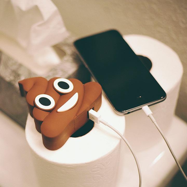 Produktbild PhoneLook Externe Batterie Emoji Dreck 2600 mAh