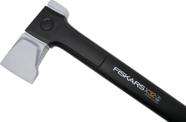 Actual product image Fiskars Splitting axe