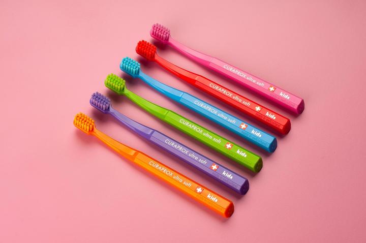Produktbild Curaprox CS Kids (Weich, 1 x)