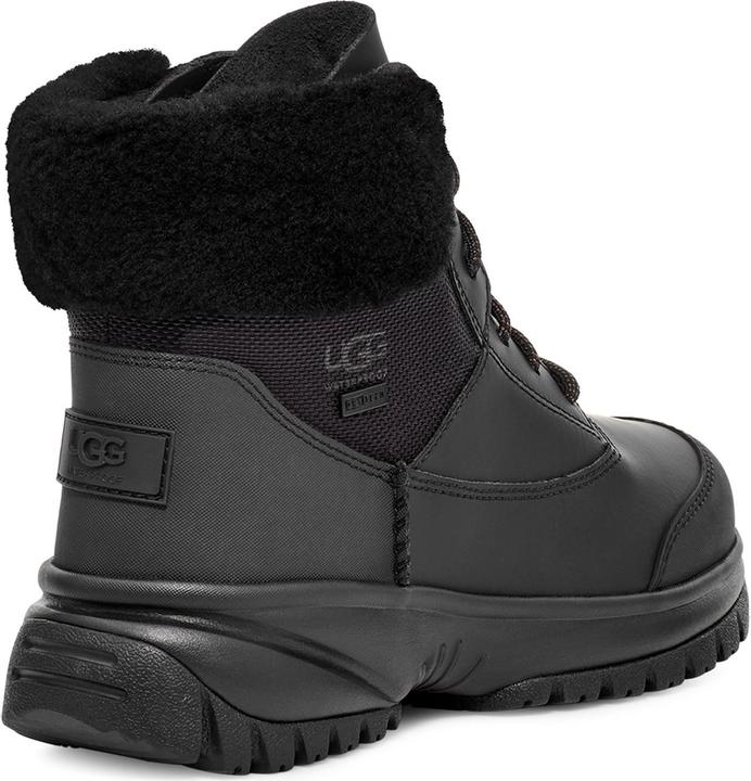 Actual product image Ugg Yose Fluff V2 (39)