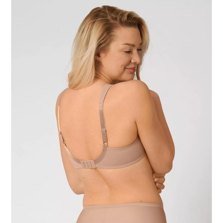 Actual product image Triumph True Shape Sensation W01 (Single pack, 75 D)