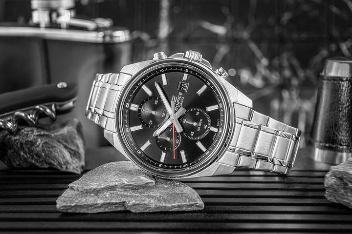 Actual product image Casio Edifice (Chronograph, 44 mm)