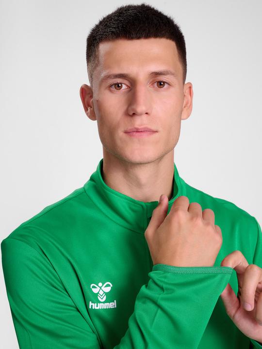 Actual product image hummel Hmlessential Track Jacket (M)