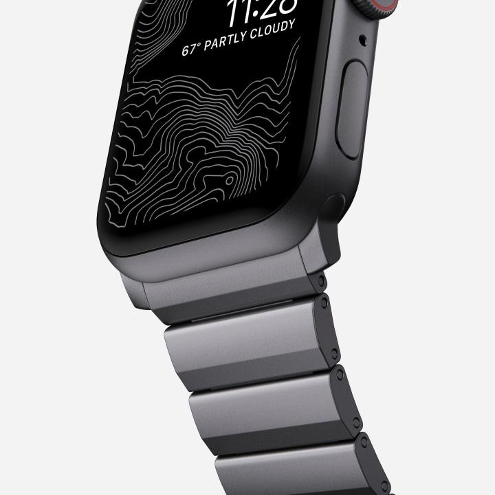 Actual product image Nomad Bracelet Aluminium Apple Watch Gray (21.5 mm, Aluminium, Stainless steel 316, grade N52 magnet)