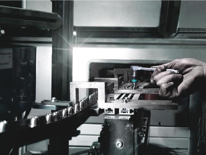 Actual product image Wera 8100 SB HF 1 Zyklop Metal Ratchet Set (19 mm)