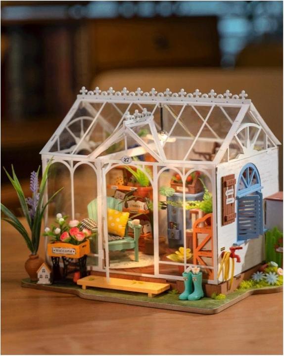Actual product image Robotime Dreamy Garden House' model kit