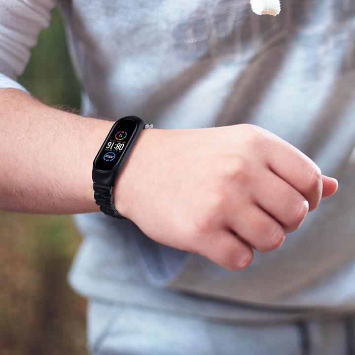 Actual product image Avizar Xiaomi Mi Band 6 / 5 steel bracelet with folding clasp (Stainless steel)