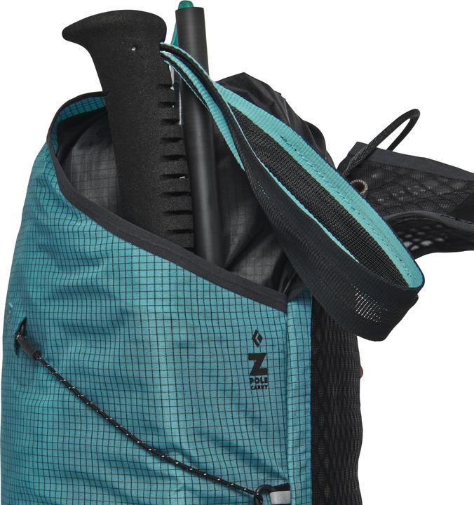 Actual product image Black Diamond W Distance 15 Backpack (15 l)