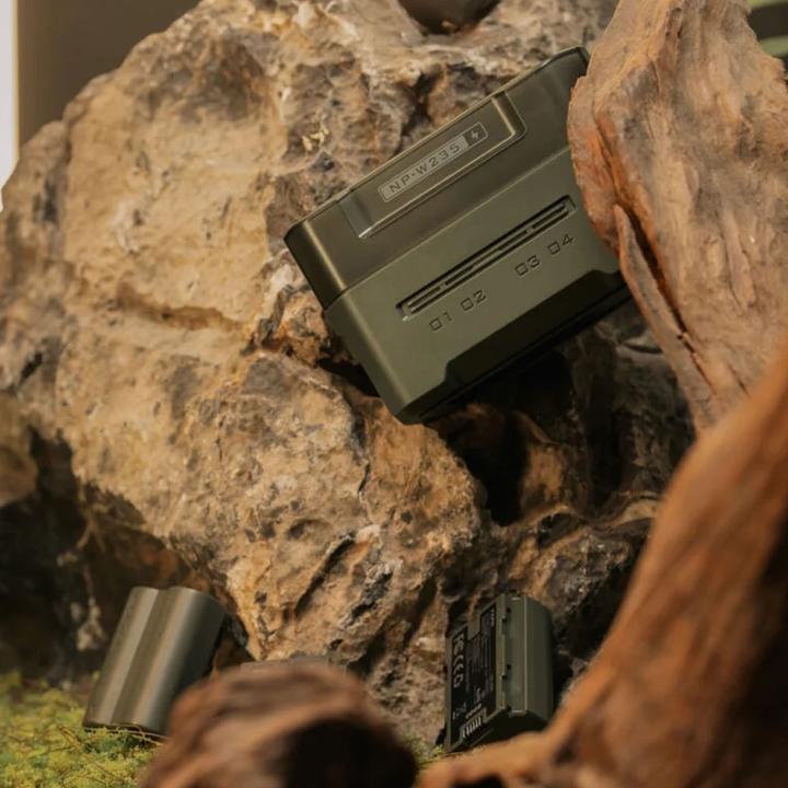 Produktbild Tilta Portable Charging Station Kit for NP-W235 (Kamera Akku Ladegerät, Kamera Akku)