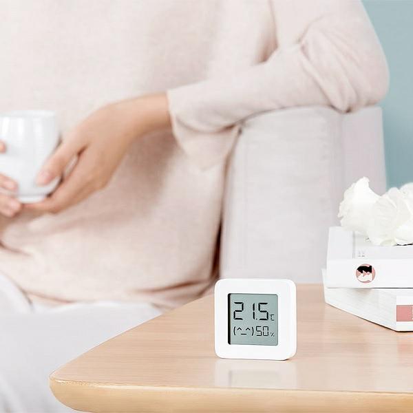 Actual product image Xiaomi Mi Temperature and Humidity Monitor 2