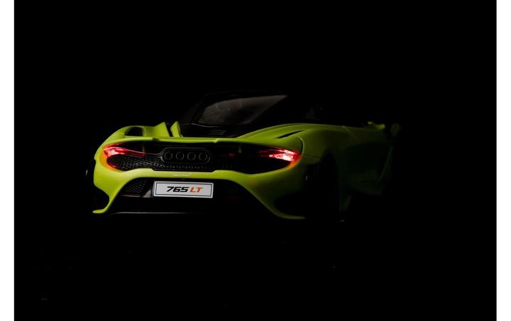 Actual product image Tec-Toy McLaren 765LT car with lights, green, 1:12