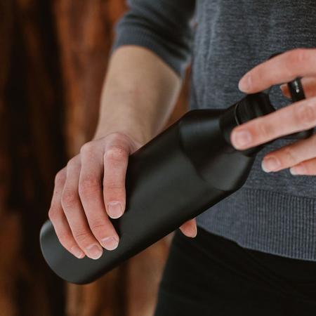 Actual product image Miir - Narrow Mouth Bottle Black - 680 ml thermal bottle (0.68 l)